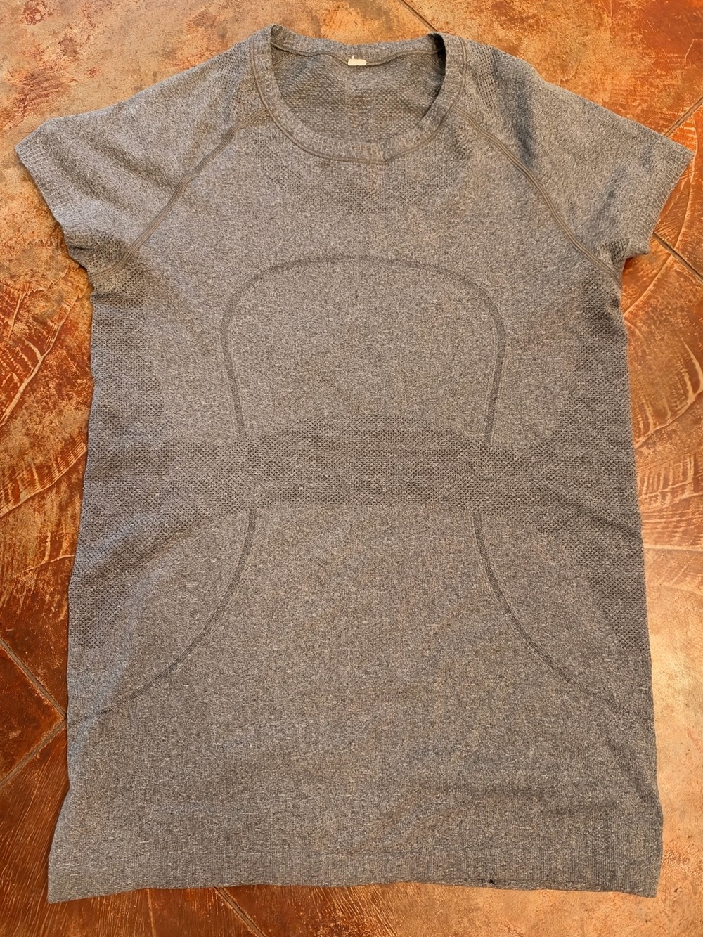 lululemon athletica Short Sleeve Top Heather Charcoal Gray